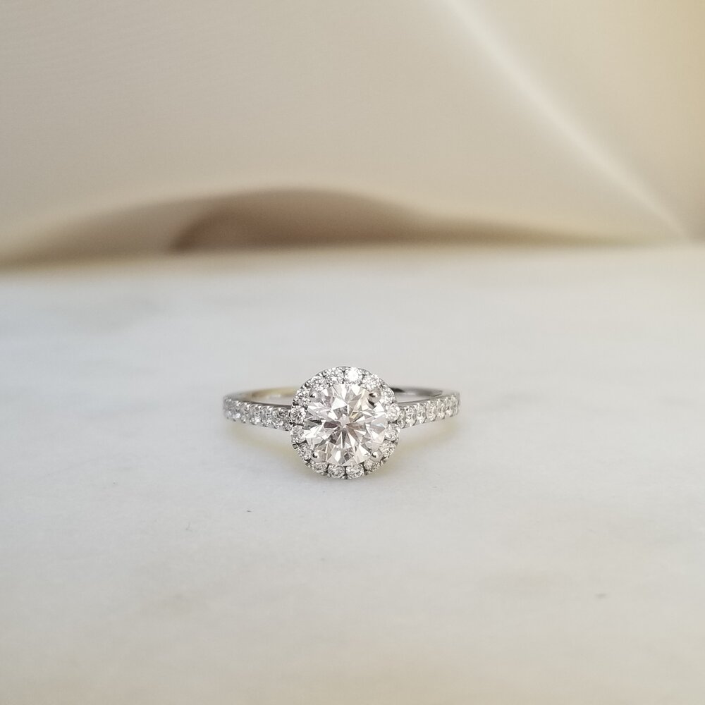 0.80 CT Round Halo CVD F/VS1 Diamond Engagement Ring 5